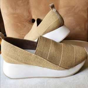 Donald Pliner Sport Piper Stretch Linen Slip On Platform Wedge Sneakers Sz 7 1/2